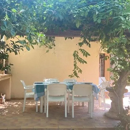 Familiale A 200m De La Avec Jardin, Parking Et Wi-fi - - Fr-1-529-229 Feriehus *