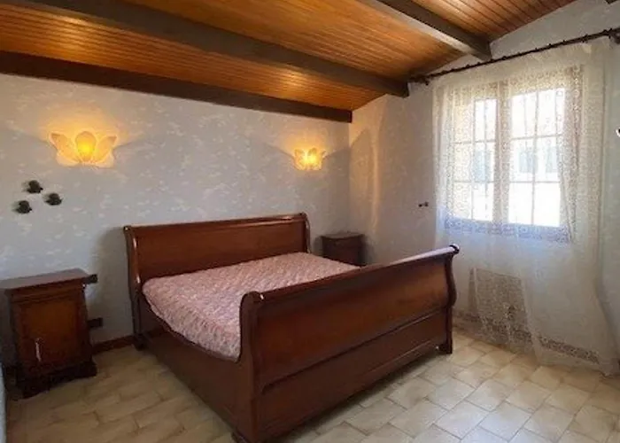 Casa de Férias Familiale A 200m De La Avec Jardin, Parking Et Wi-fi - - Fr-1-529-229